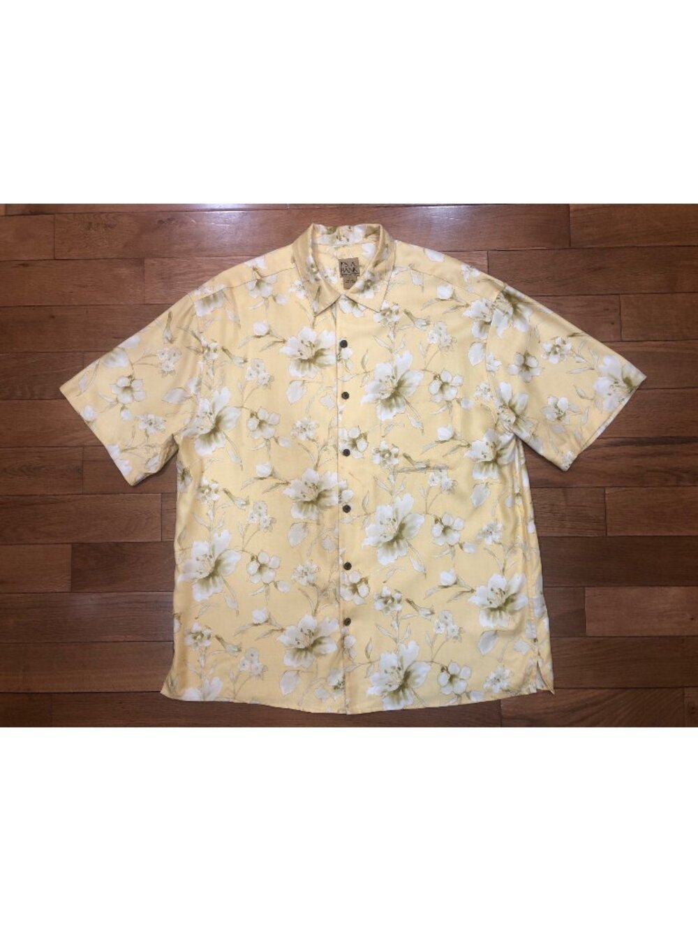 Jos A Bank 100% Silk Button Front Short Sleeve Floral Shirt Vacation Size L
